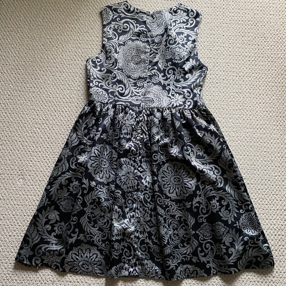 Beautiful retro print dress, with side pockets - Picture 2 of 8